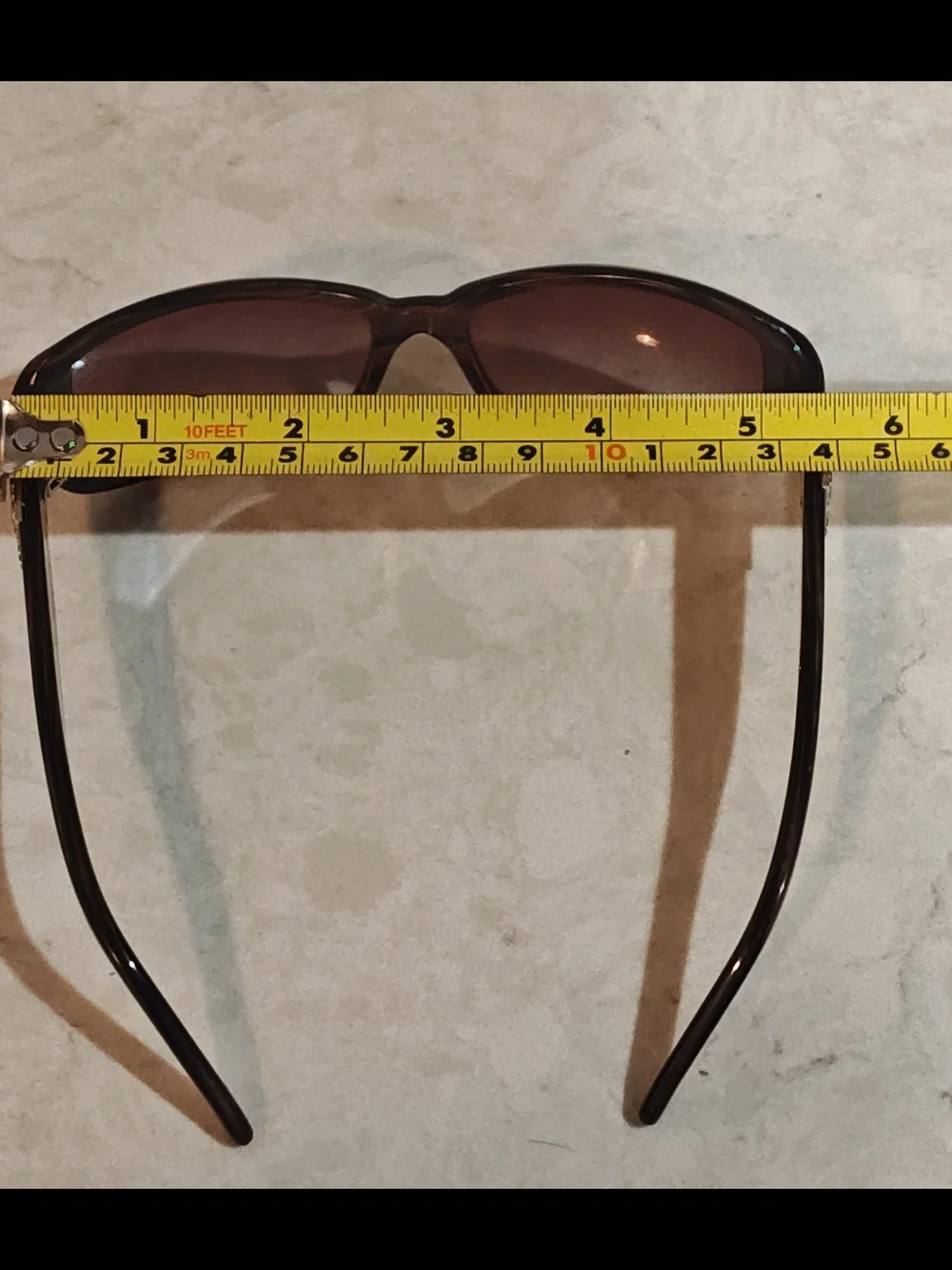 Tommy Bahama Women’s Sunglasses-Havana Horn